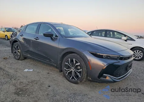 2023 Toyota Crown Xle z USA, uszkodzony, nr VIN JTDAAAAF2P3009771